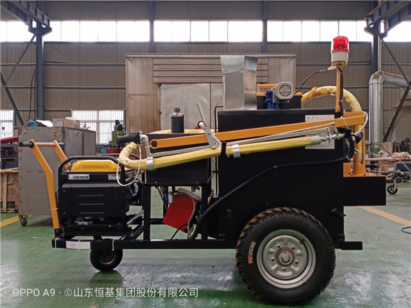 使用道路灌縫機要注意哪些細節(jié)？